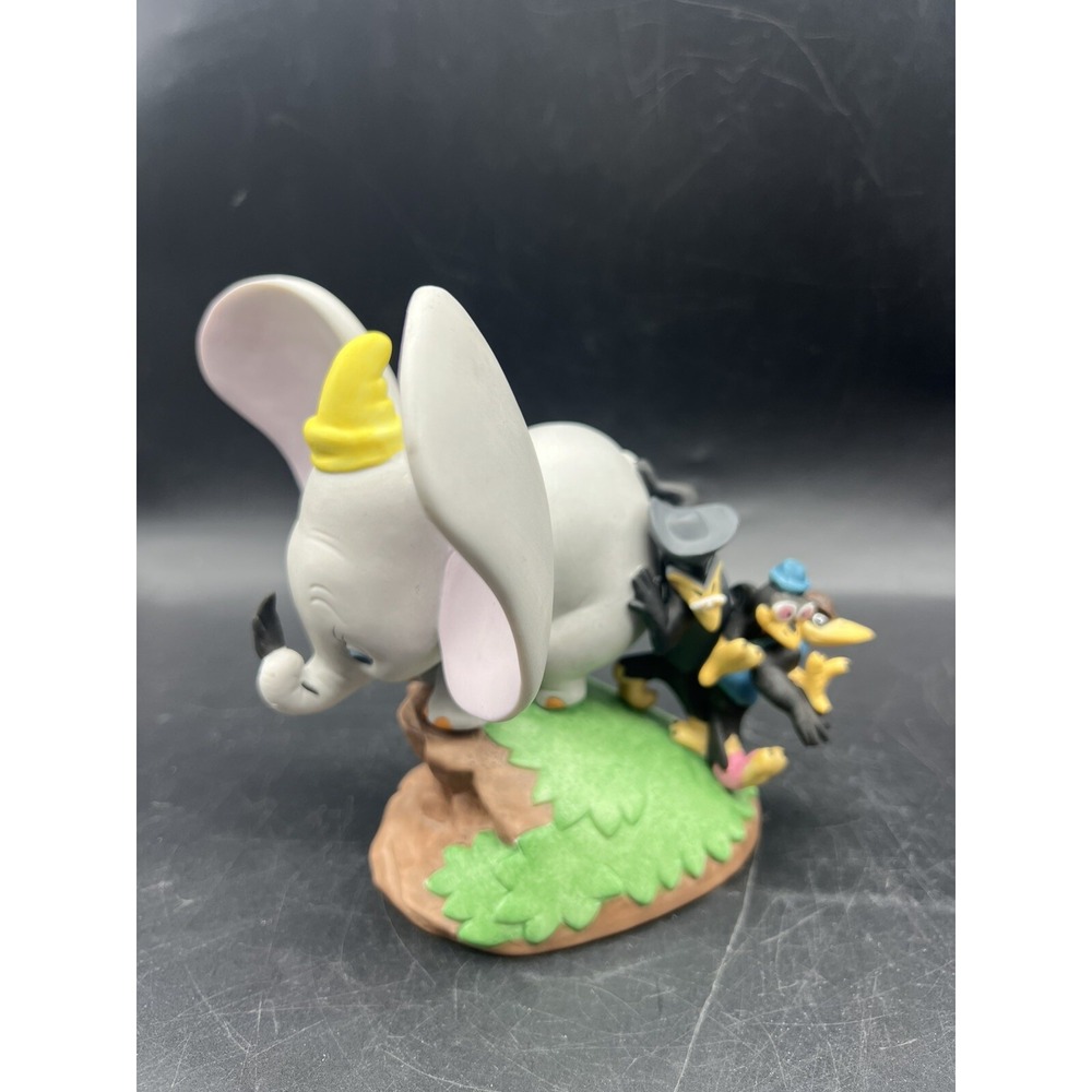 Disney Collection Magic Memories DUMBO Limited Edition 13661/15000 Baby Elephant